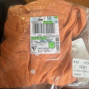 X-Large short sleeve shirt.